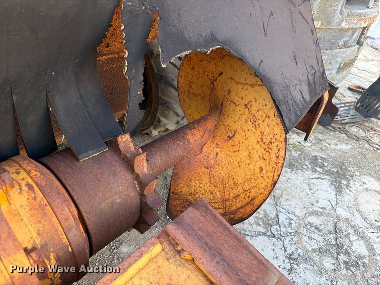 image for item FC3369 2004 Vermeer TR450 trencher