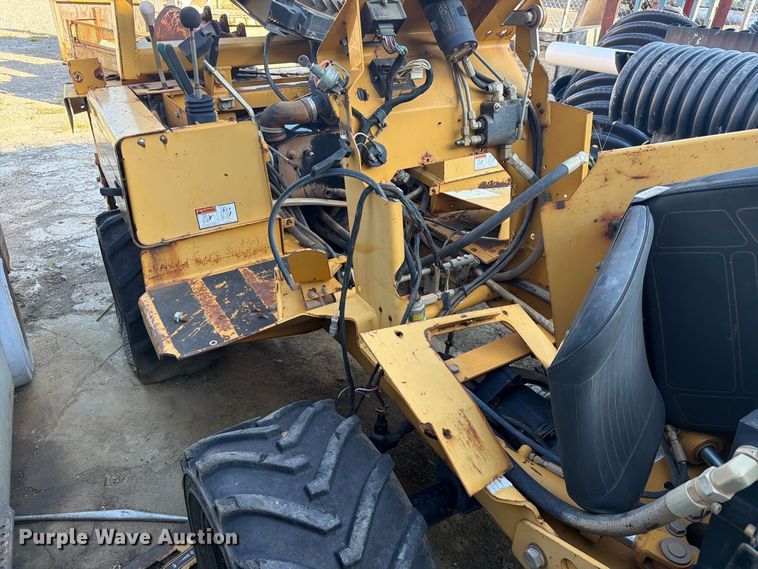 image for item FC3369 2004 Vermeer TR450 trencher