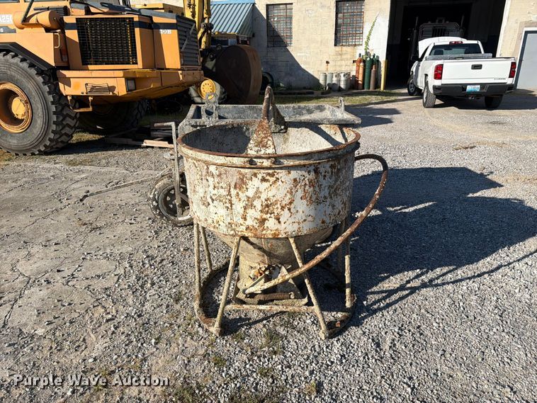 image for item FC3370 Concrete equipment