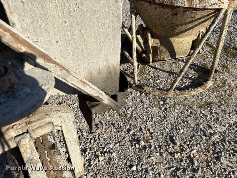 image for item FC3370 Concrete equipment