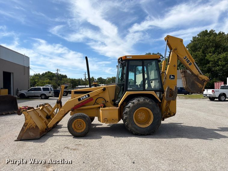 image for item FC3371 1996 John Deere 310D backhoe