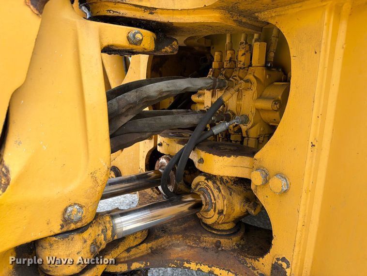 image for item FC3371 1996 John Deere 310D backhoe
