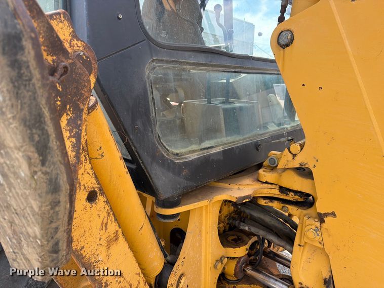 image for item FC3371 1996 John Deere 310D backhoe