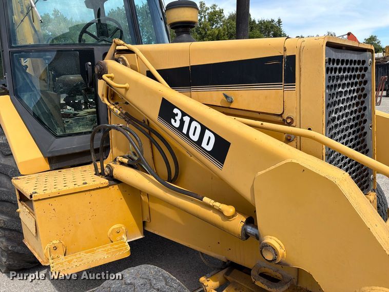 image for item FC3371 1996 John Deere 310D backhoe