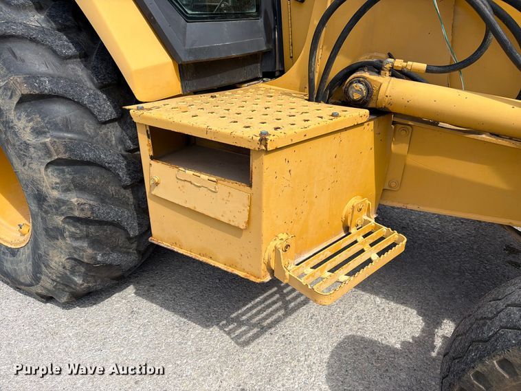 image for item FC3371 1996 John Deere 310D backhoe