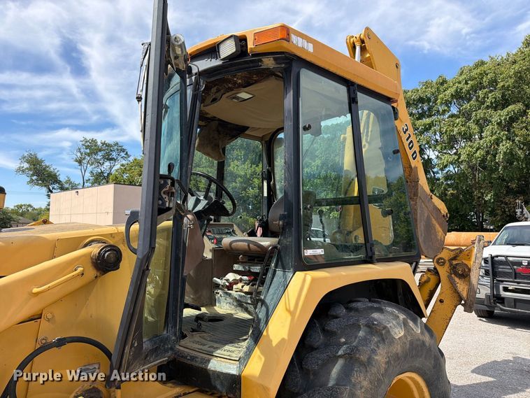 image for item FC3371 1996 John Deere 310D backhoe