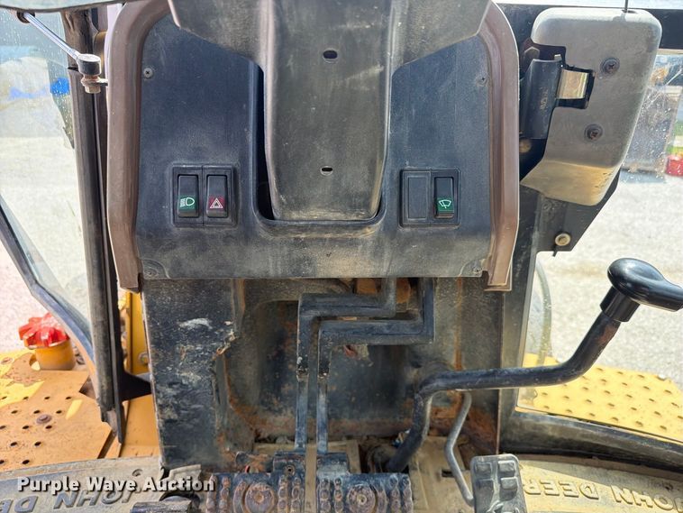 image for item FC3371 1996 John Deere 310D backhoe