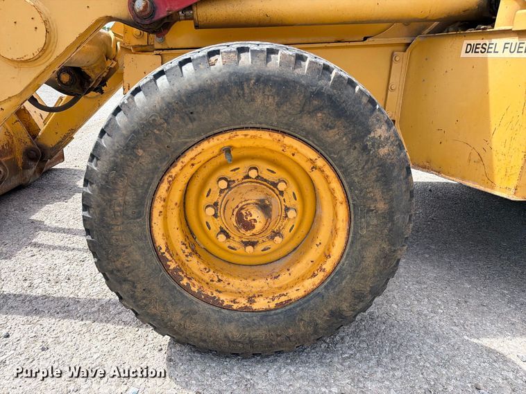 image for item FC3371 1996 John Deere 310D backhoe
