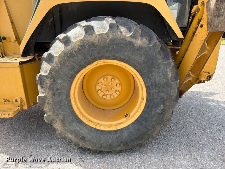 image for item FC3371 1996 John Deere 310D backhoe