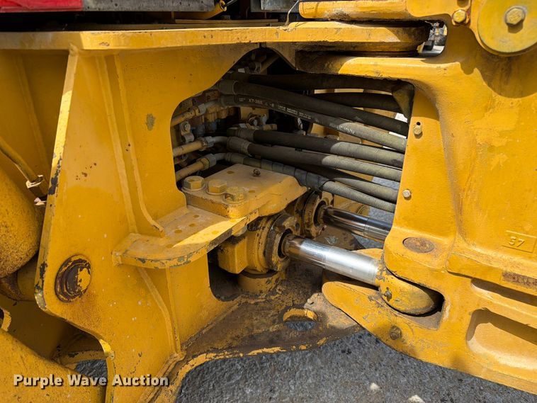 image for item FC3372 1999 Caterpillar 416C backhoe
