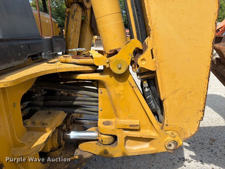 image for item FC3372 1999 Caterpillar 416C backhoe