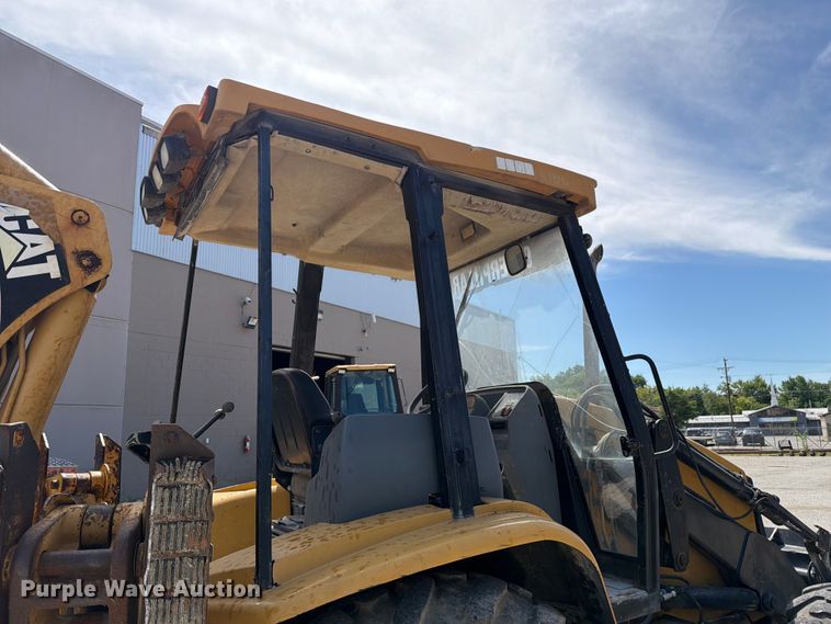 image for item FC3372 1999 Caterpillar 416C backhoe