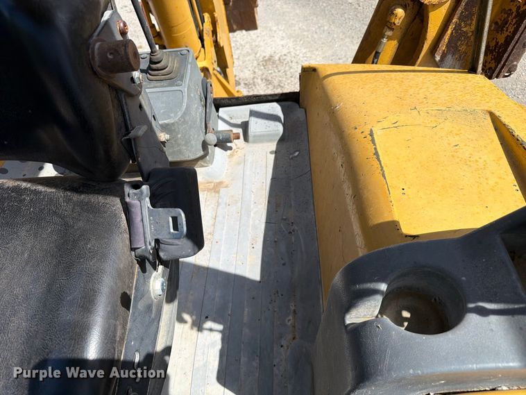 image for item FC3372 1999 Caterpillar 416C backhoe