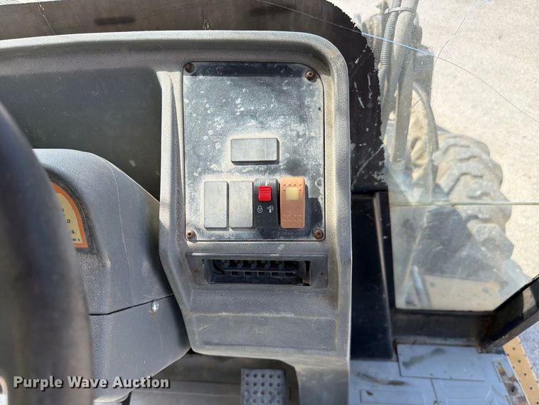 image for item FC3372 1999 Caterpillar 416C backhoe
