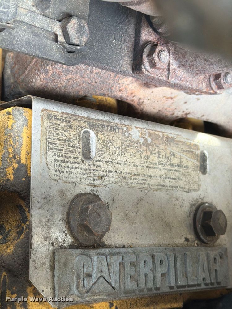 image for item FC3372 1999 Caterpillar 416C backhoe