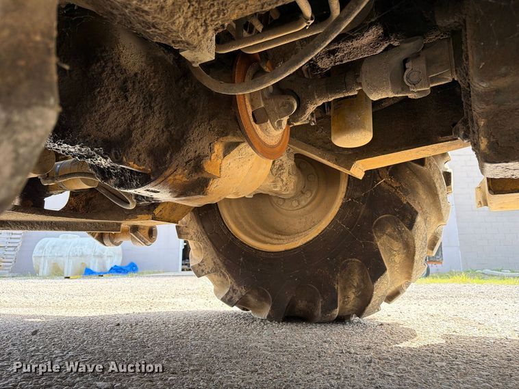 image for item FC3372 1999 Caterpillar 416C backhoe