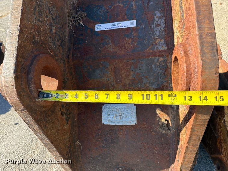 image for item FC3375 (3) excavator buckets