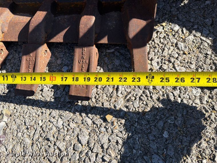 image for item FC3375 (3) excavator buckets