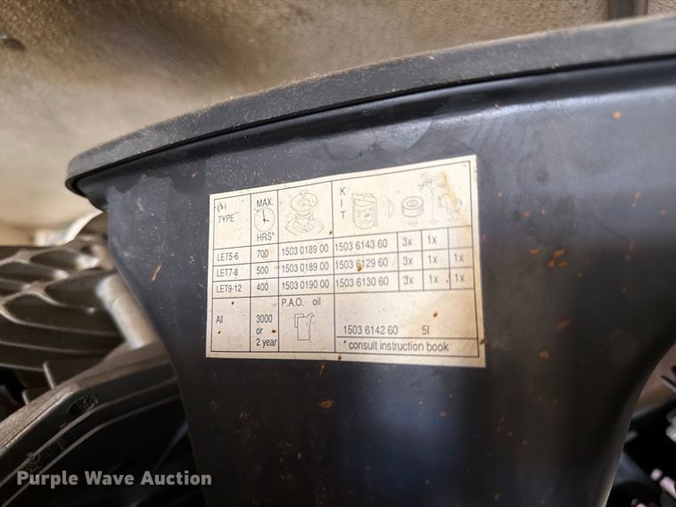 image for item FC3377 1985 Ford F700 fuel / lube truck