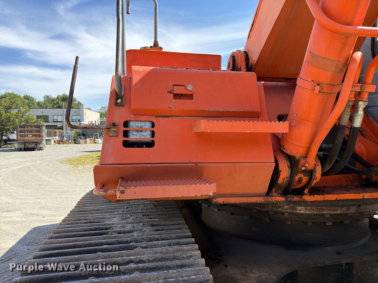 image for item FC3378 2000 Hitachi EX330LC-5 excavator