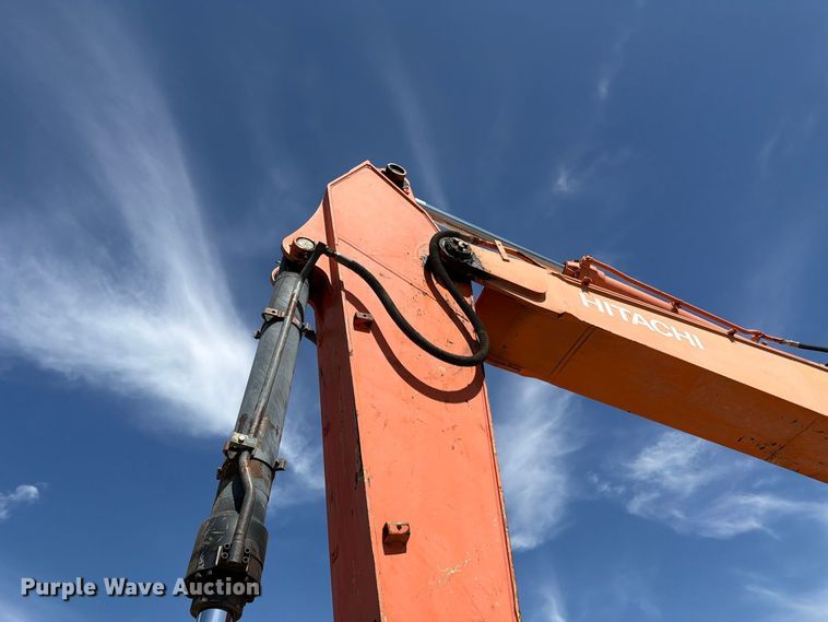 image for item FC3378 2000 Hitachi EX330LC-5 excavator