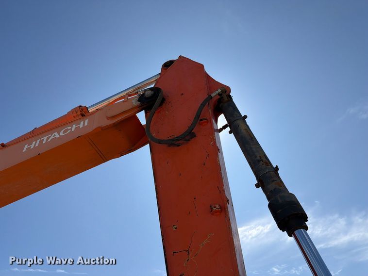 image for item FC3378 2000 Hitachi EX330LC-5 excavator