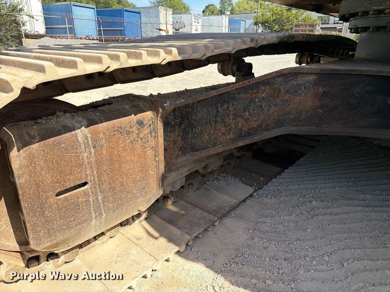 image for item FC3378 2000 Hitachi EX330LC-5 excavator