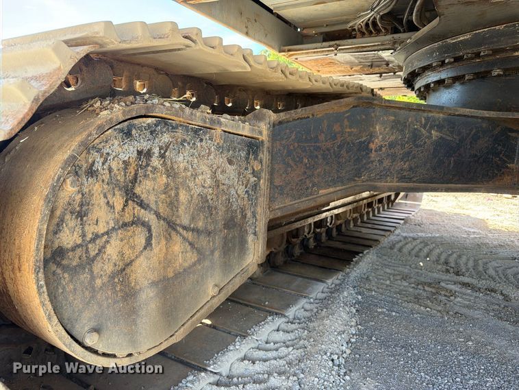 image for item FC3378 2000 Hitachi EX330LC-5 excavator