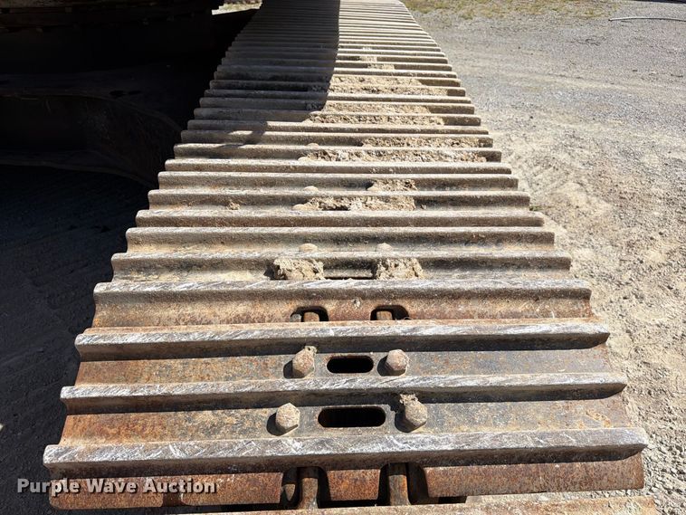 image for item FC3378 2000 Hitachi EX330LC-5 excavator