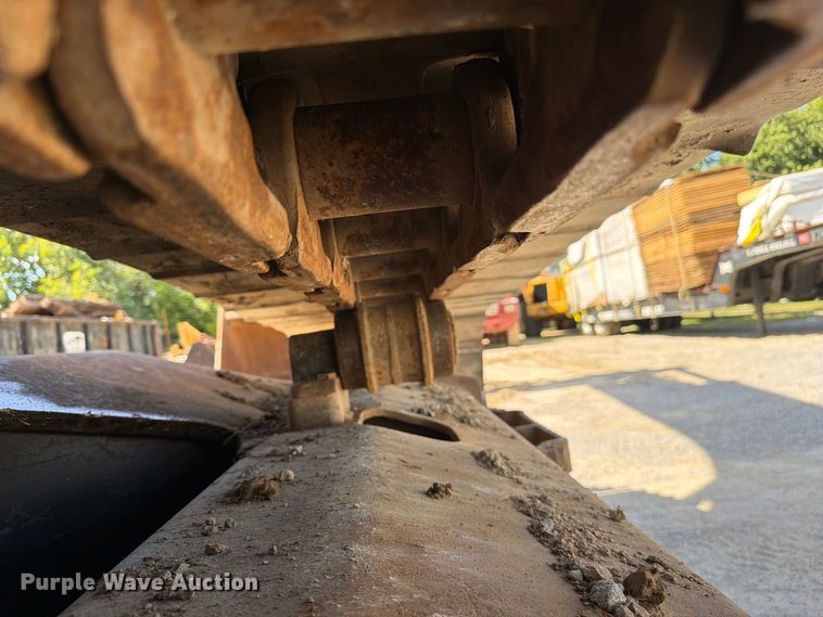 image for item FC3378 2000 Hitachi EX330LC-5 excavator