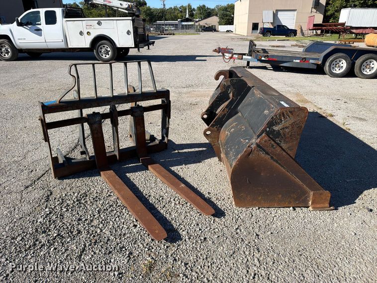 image for item FC3381 Telehandler attachments