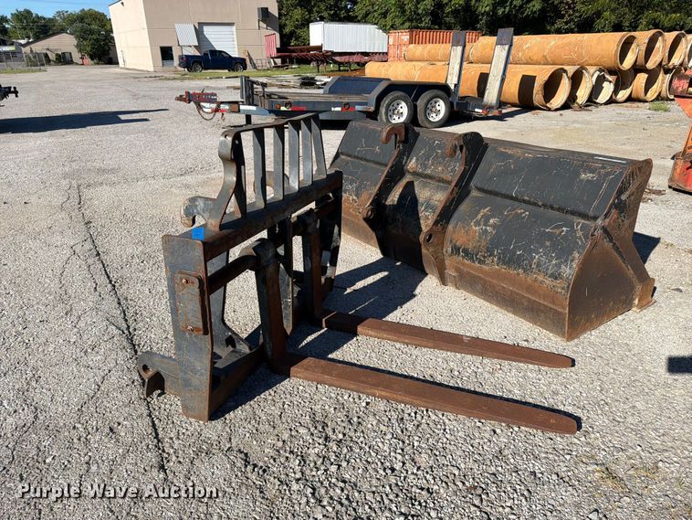 image for item FC3381 Telehandler attachments