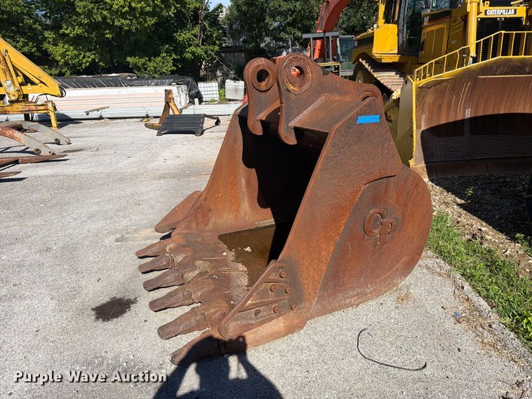 image for item FC3382 Excavator attachments