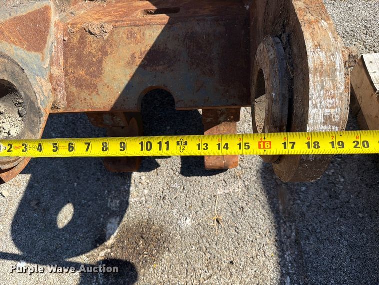 image for item FC3382 Excavator attachments