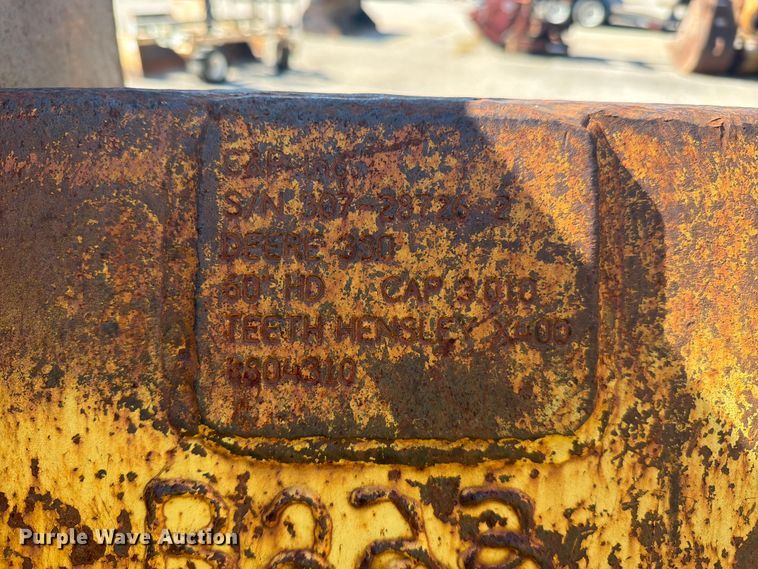 image for item FC3382 Excavator attachments