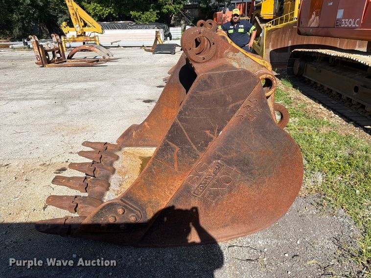 image for item FC3383 (2) excavator buckets