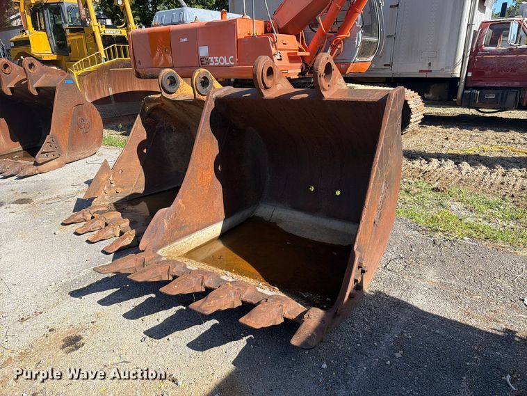 image for item FC3383 (2) excavator buckets