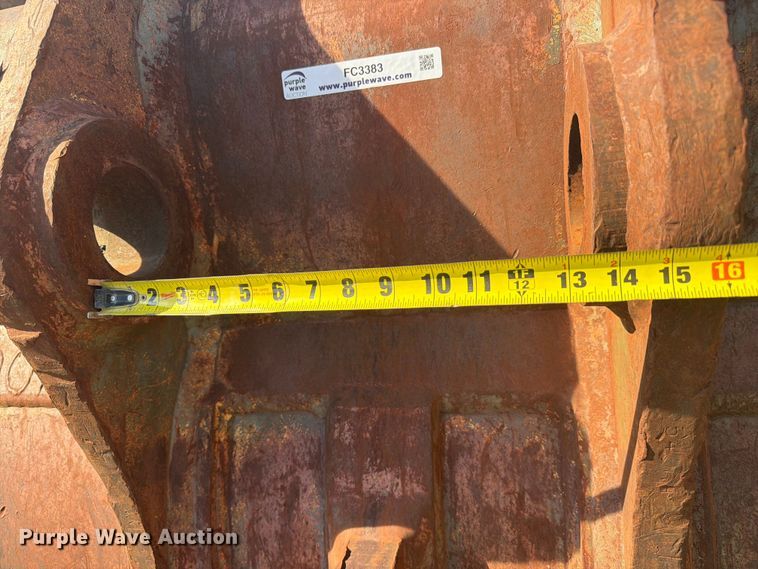image for item FC3383 (2) excavator buckets