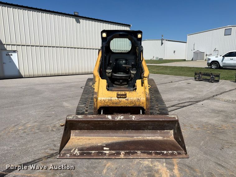 image for item FC3386 2009 Caterpillar 279C tracked skid steer loader