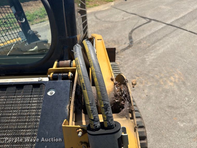 image for item FC3386 2009 Caterpillar 279C tracked skid steer loader