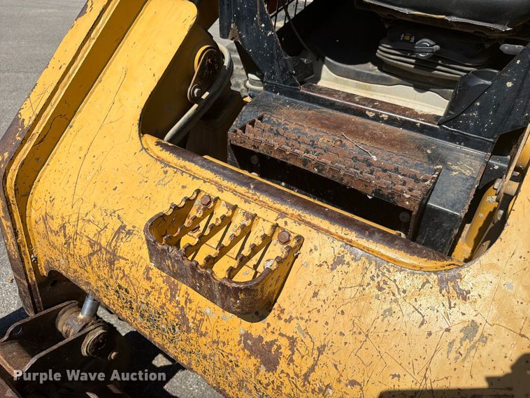image for item FC3386 2009 Caterpillar 279C tracked skid steer loader