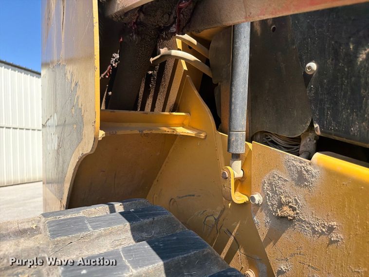 image for item FC3386 2009 Caterpillar 279C tracked skid steer loader