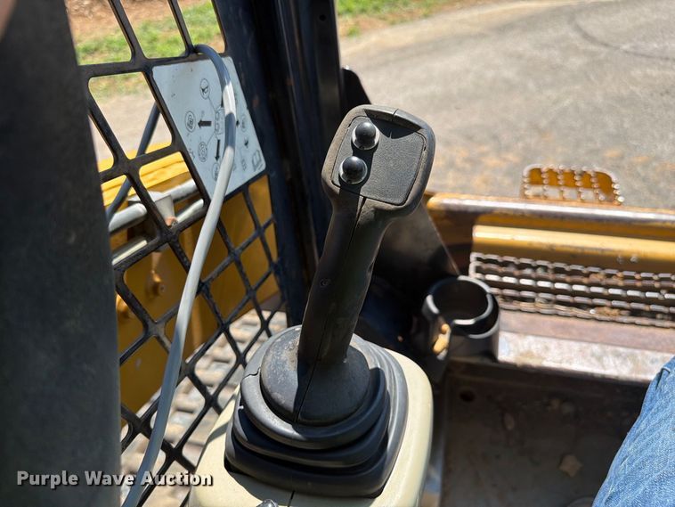 image for item FC3386 2009 Caterpillar 279C tracked skid steer loader