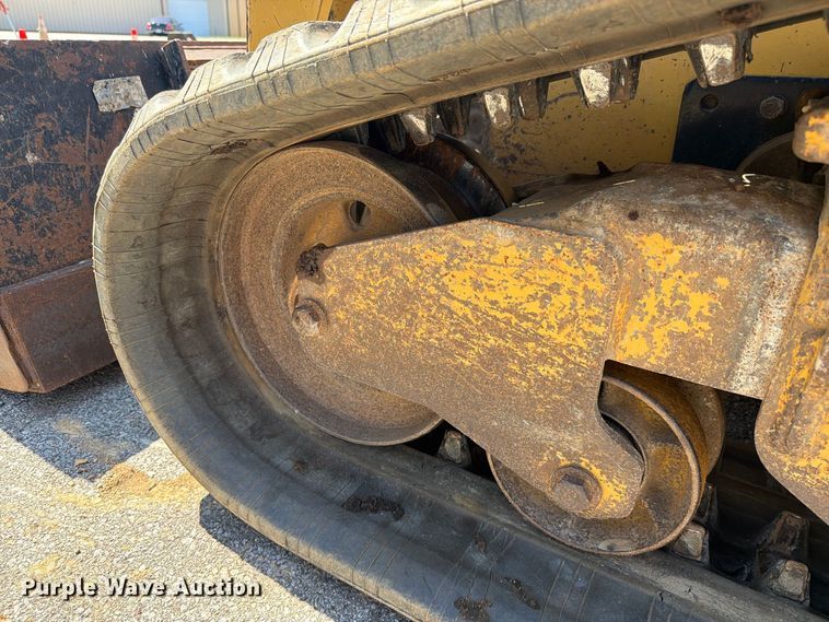 image for item FC3386 2009 Caterpillar 279C tracked skid steer loader