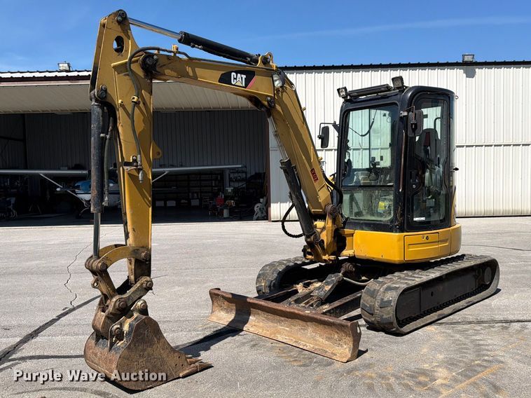 image for item FC3387 2011 Caterpillar 305D mini excavator