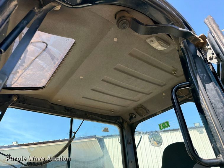image for item FC3387 2011 Caterpillar 305D mini excavator
