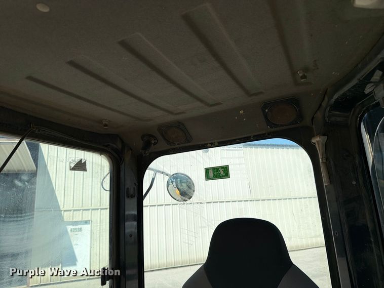 image for item FC3387 2011 Caterpillar 305D mini excavator