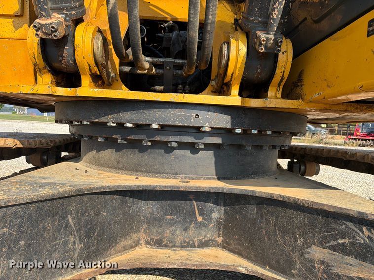 image for item FC3388 2016 John Deere 350G LC excavator
