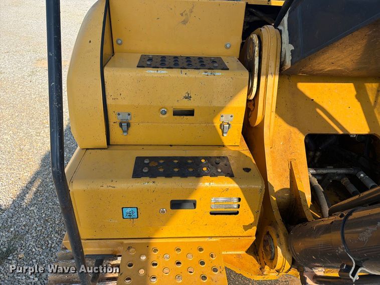 image for item FC3388 2016 John Deere 350G LC excavator