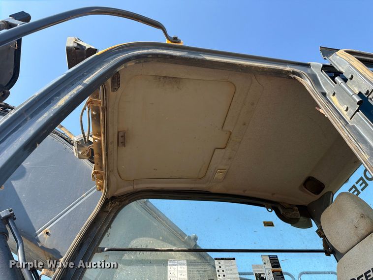 image for item FC3388 2016 John Deere 350G LC excavator